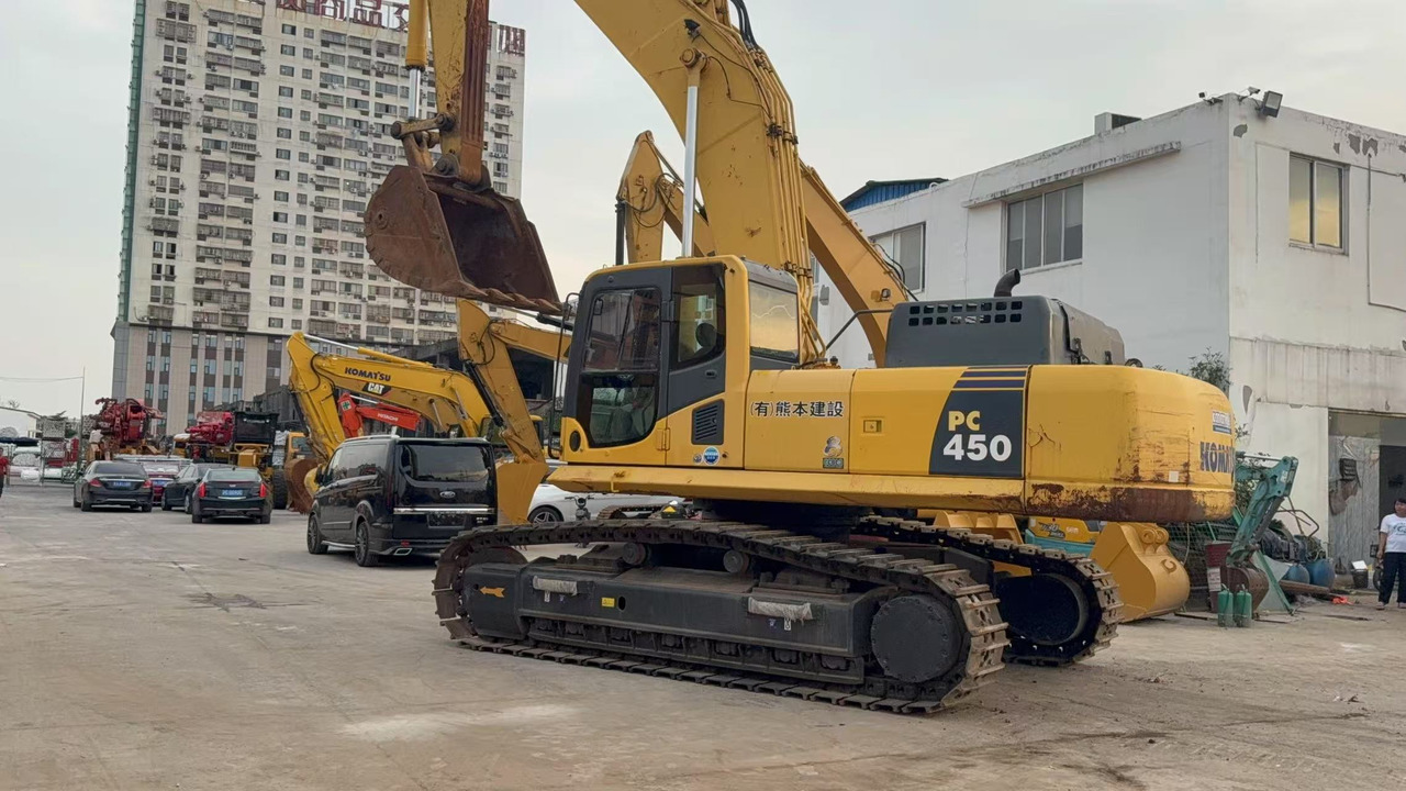 KOMATSU PC450-8 - Crawler excavator: picture 3 KOMATSU PC450-8 - Crawler excavator: picture 3