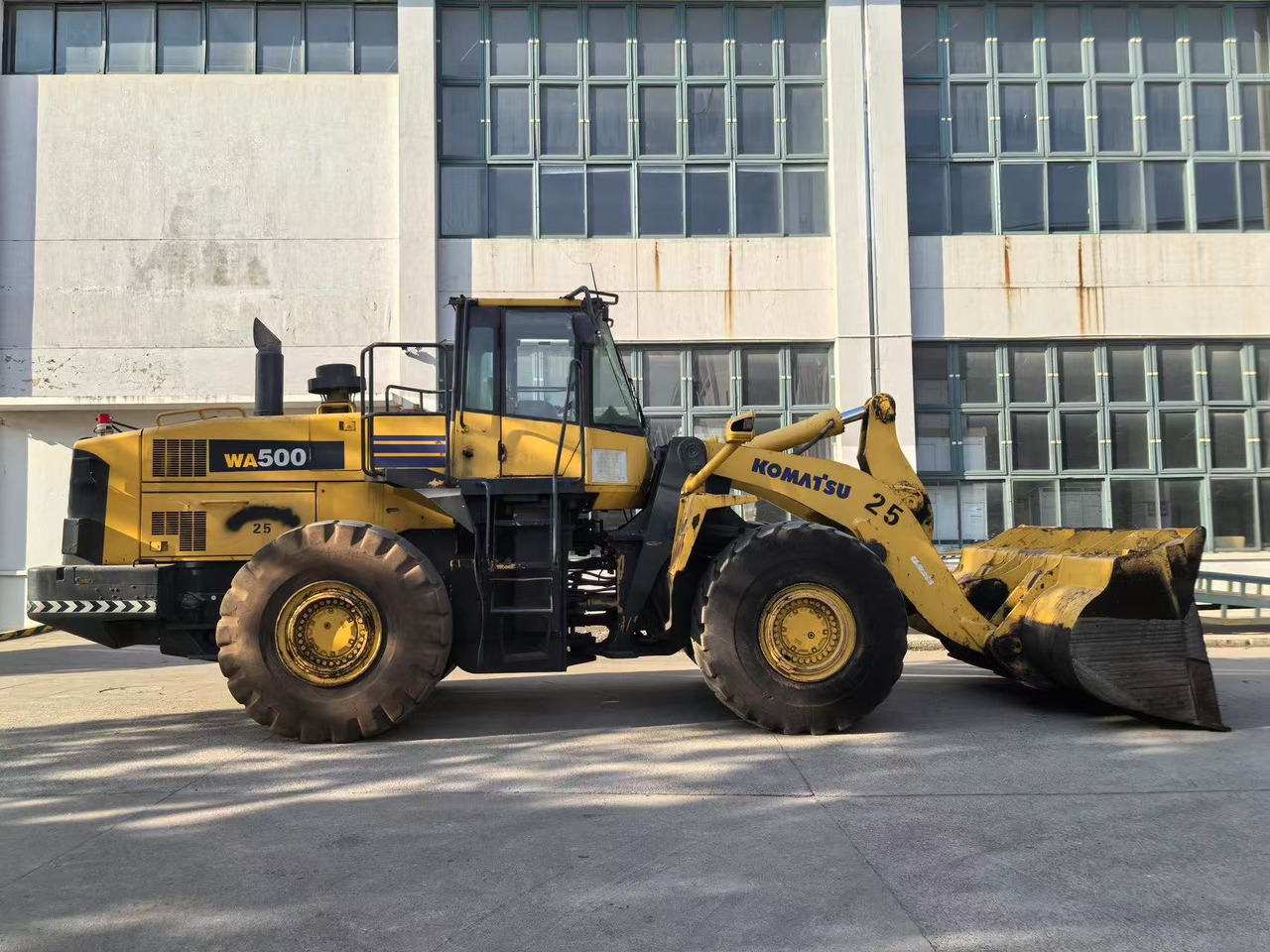 KOMATSU WA500-6 - Wheel loader: picture 1 KOMATSU WA500-6 - Wheel loader: picture 1