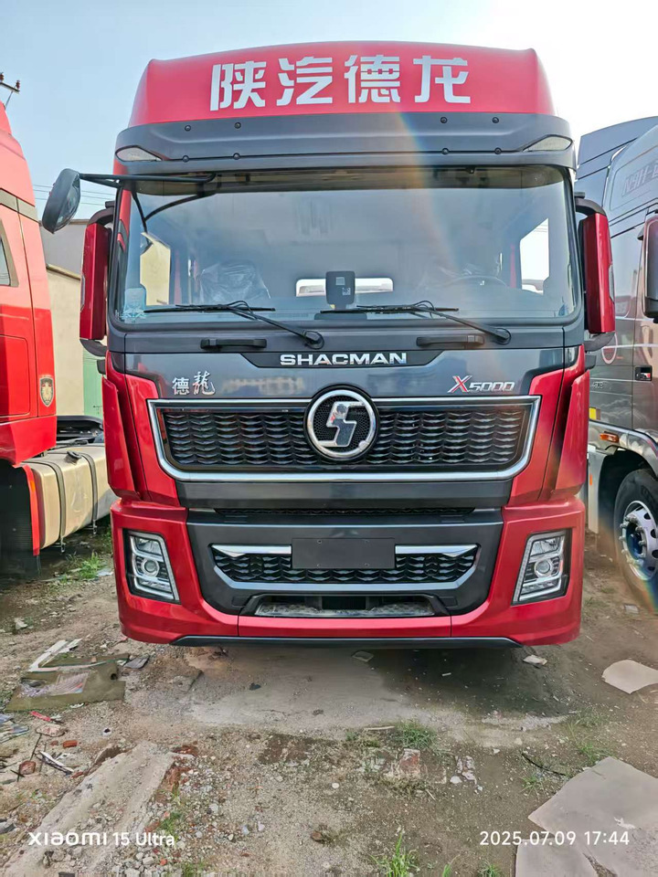 SHACMAN X5000 6x4 - Tractor unit: picture 2 SHACMAN X5000 6x4 - Tractor unit: picture 2