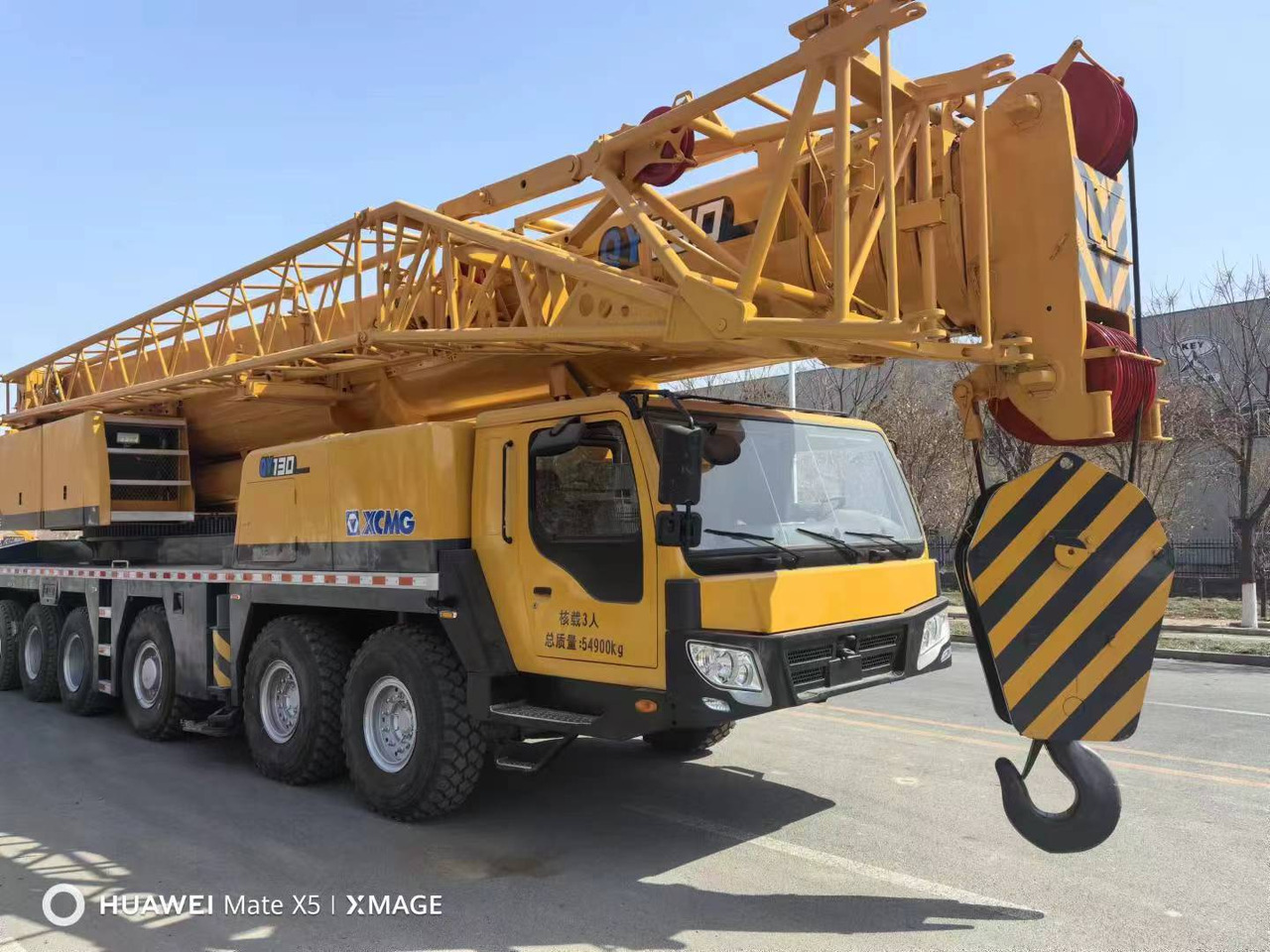 XCMG QY130 - Mobile crane: picture 2 XCMG QY130 - Mobile crane: picture 2