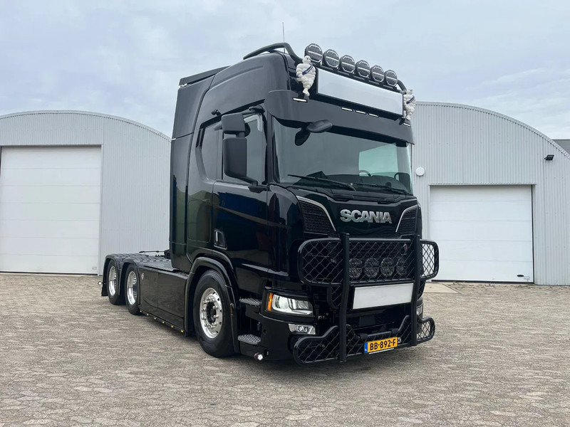 Scania R660 R660 6x2 v8 - Tractor unit: picture 3 Scania R660 R660 6x2 v8 - Tractor unit: picture 3
