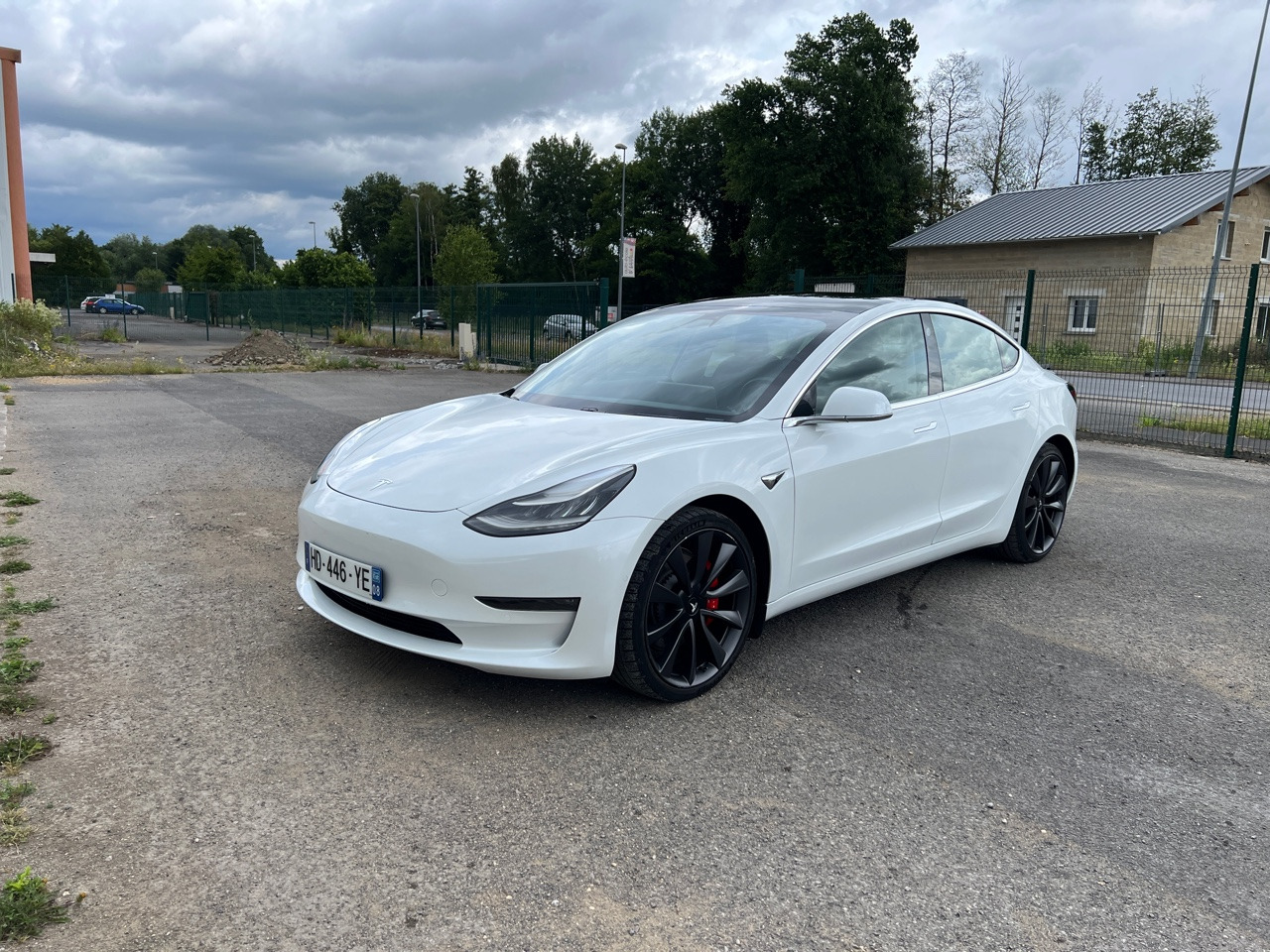 TESLA Model 3 Performance Dual Motor FSD 3 Autopilot - Sedan: picture 1 TESLA Model 3 Performance Dual Motor FSD 3 Autopilot - Sedan: picture 1
