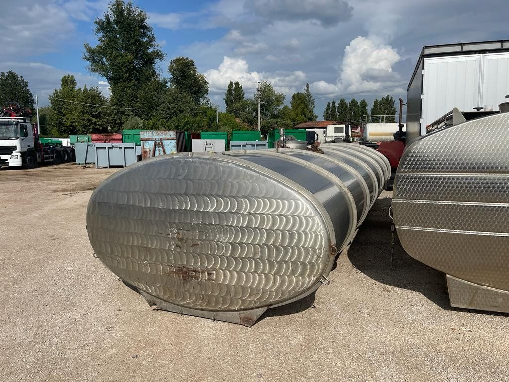 CISTERNA ELLITTICA NON SCARRABILE USATA - Roll-off container: picture 2 CISTERNA ELLITTICA NON SCARRABILE USATA - Roll-off container: picture 2