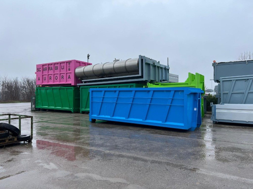 CONTAINER SCARRABILE NUOVO A CIELO APERTO - Roll-off container: picture 5 CONTAINER SCARRABILE NUOVO A CIELO APERTO - Roll-off container: picture 5