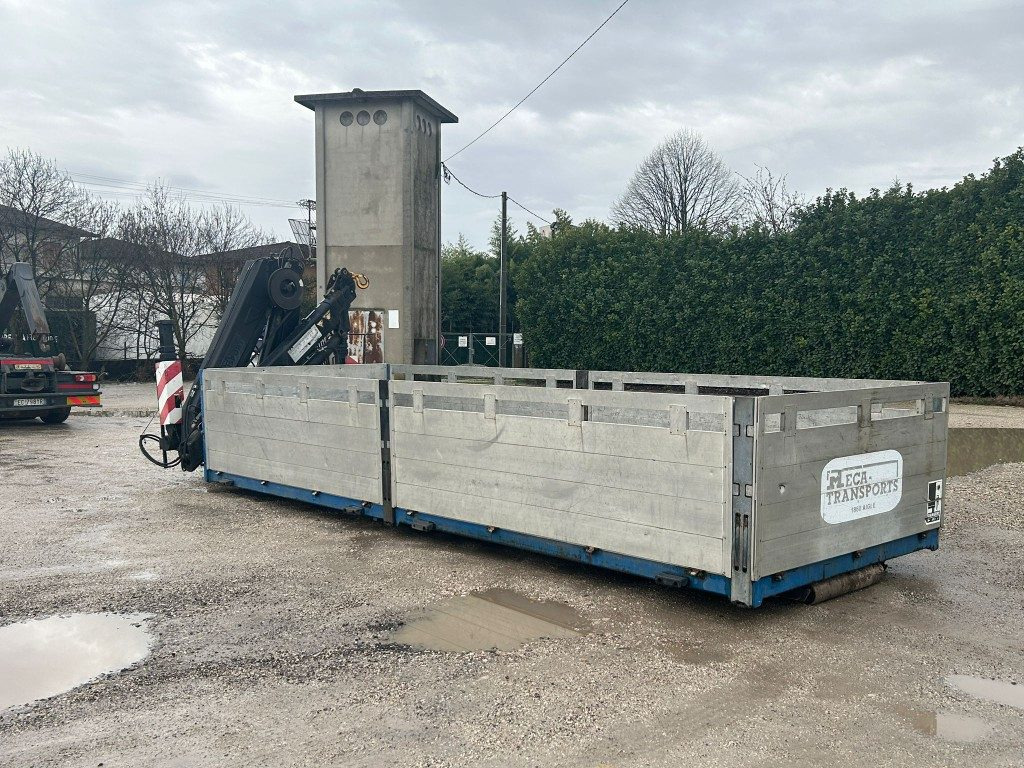 CONTAINER SCARRABILE USATO A PIANALE CON GRU - Roll-off container: picture 4 CONTAINER SCARRABILE USATO A PIANALE CON GRU - Roll-off container: picture 4