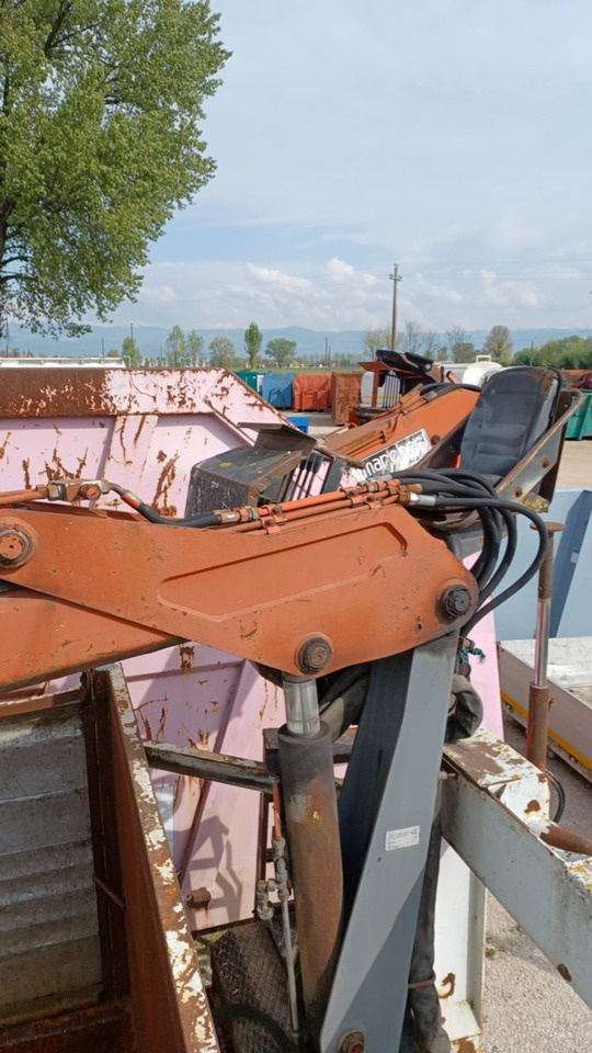 CONTAINER SCARRABILE USATO IN ALLUMINIO A CIELO A - Roll-off container: picture 4 CONTAINER SCARRABILE USATO IN ALLUMINIO A CIELO A - Roll-off container: picture 4