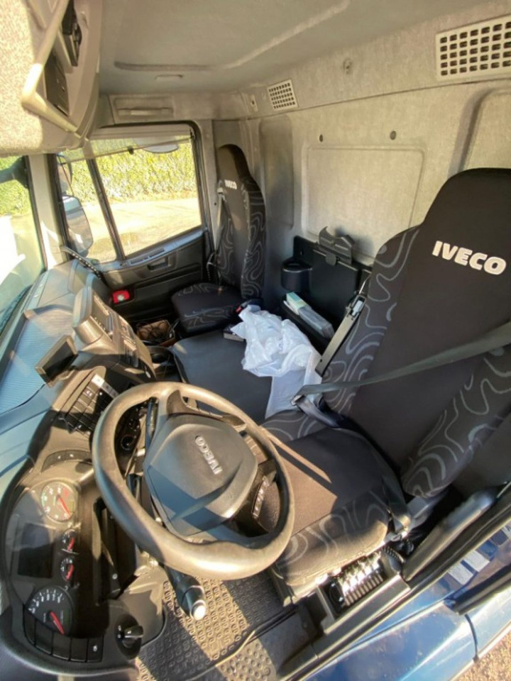 IVECO STRALIS 310 SCARRABILE FULL PNEUMATICO - Hook lift truck: picture 4 IVECO STRALIS 310 SCARRABILE FULL PNEUMATICO - Hook lift truck: picture 4