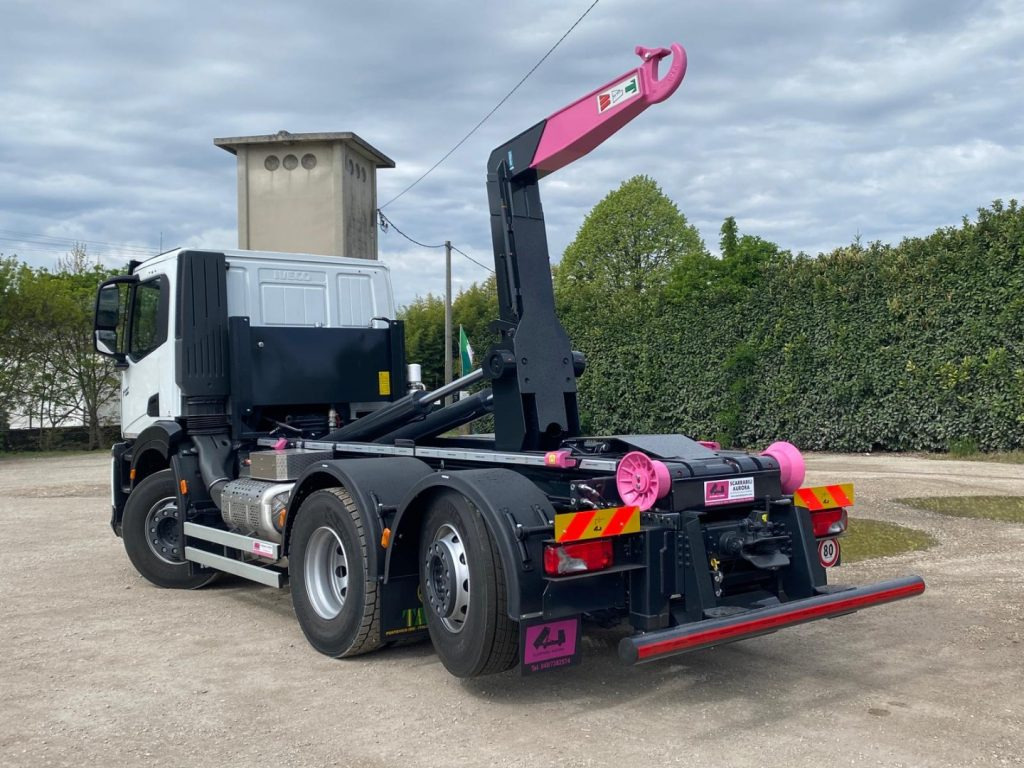 IVECO X-WAY AD280X48Y NUOVO SCARRABILE PASSO 3120 - Hook lift truck: picture 5 IVECO X-WAY AD280X48Y NUOVO SCARRABILE PASSO 3120 - Hook lift truck: picture 5