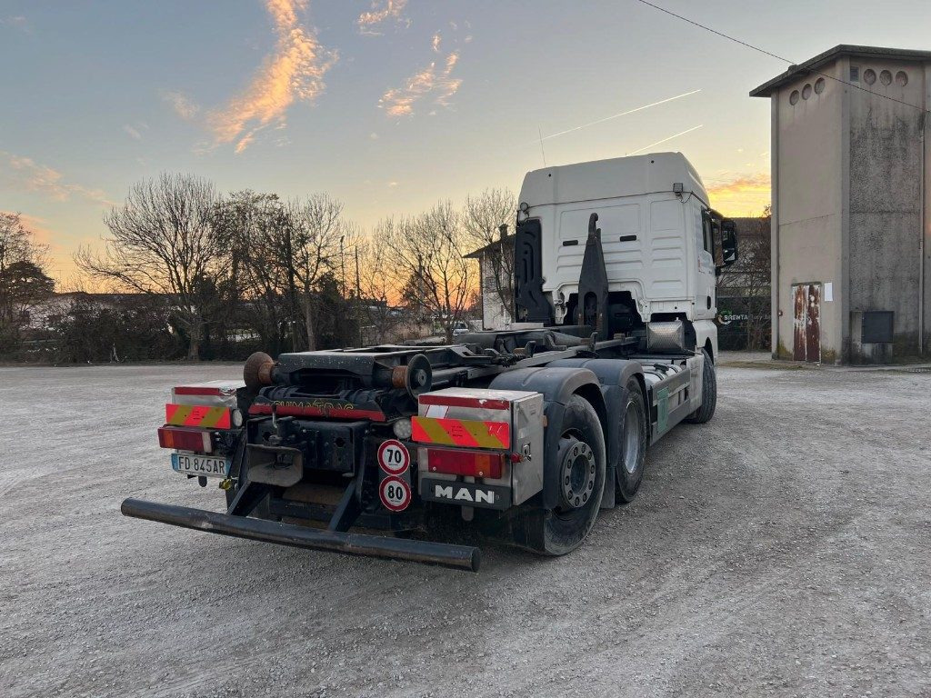 MAN TGX 26.480 USATO SCARRABILE - Hook lift truck: picture 4 MAN TGX 26.480 USATO SCARRABILE - Hook lift truck: picture 4