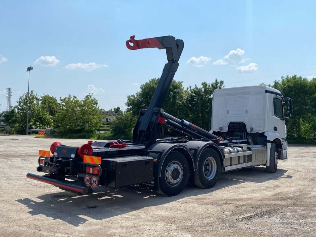Hook lift truck MERCEDES-BENZ ANTOS 25.43 SCARRABILE FULL PNEUMATICO 3: picture 9