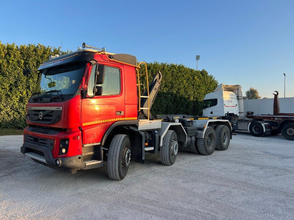 VOLVO FMX460 SCARRABILE 8X4 - Hook lift truck: picture 1 VOLVO FMX460 SCARRABILE 8X4 - Hook lift truck: picture 1