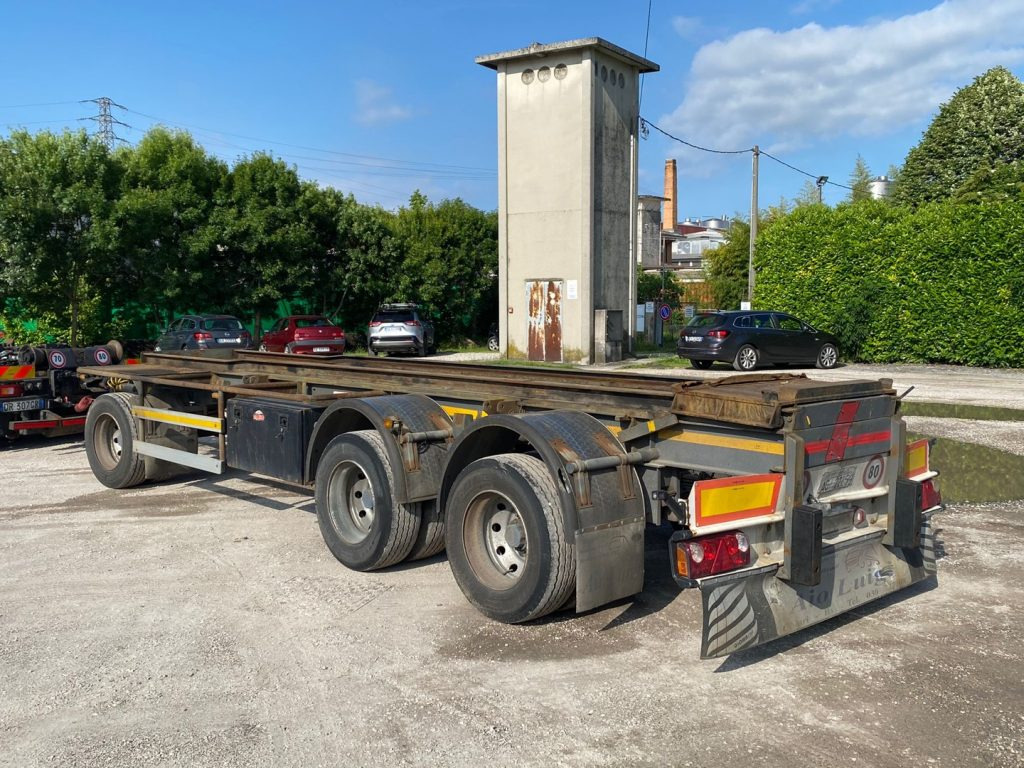 ZORZI 26 R 070 19 A SCARRABILE BALESTRATO - Roll-off/ Skip trailer: picture 3 ZORZI 26 R 070 19 A SCARRABILE BALESTRATO - Roll-off/ Skip trailer: picture 3