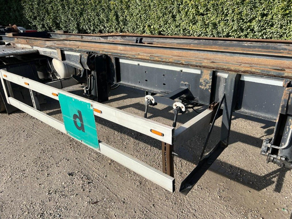 Roll-off/ Skip trailer ZORZI RIMORCHIO SCARRABILE ZORZI 20R070 PNEUMATICO: picture 11