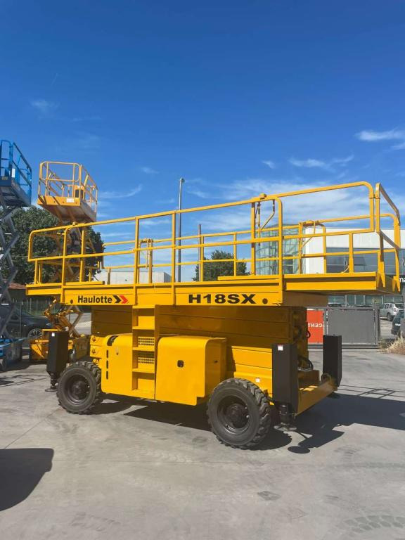 Haulotte HA18SX - Scissor lift: picture 2 Haulotte HA18SX - Scissor lift: picture 2