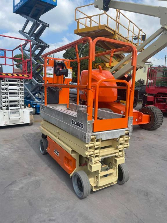 JLG 1930ES - Scissor lift: picture 2 JLG 1930ES - Scissor lift: picture 2