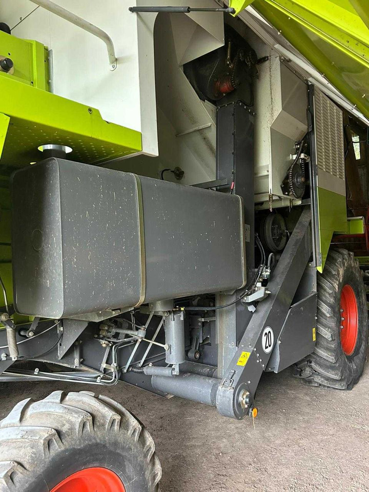 Combine harvester CLAAS Medion 310: picture 6 Combine harvester CLAAS Medion 310: picture 6