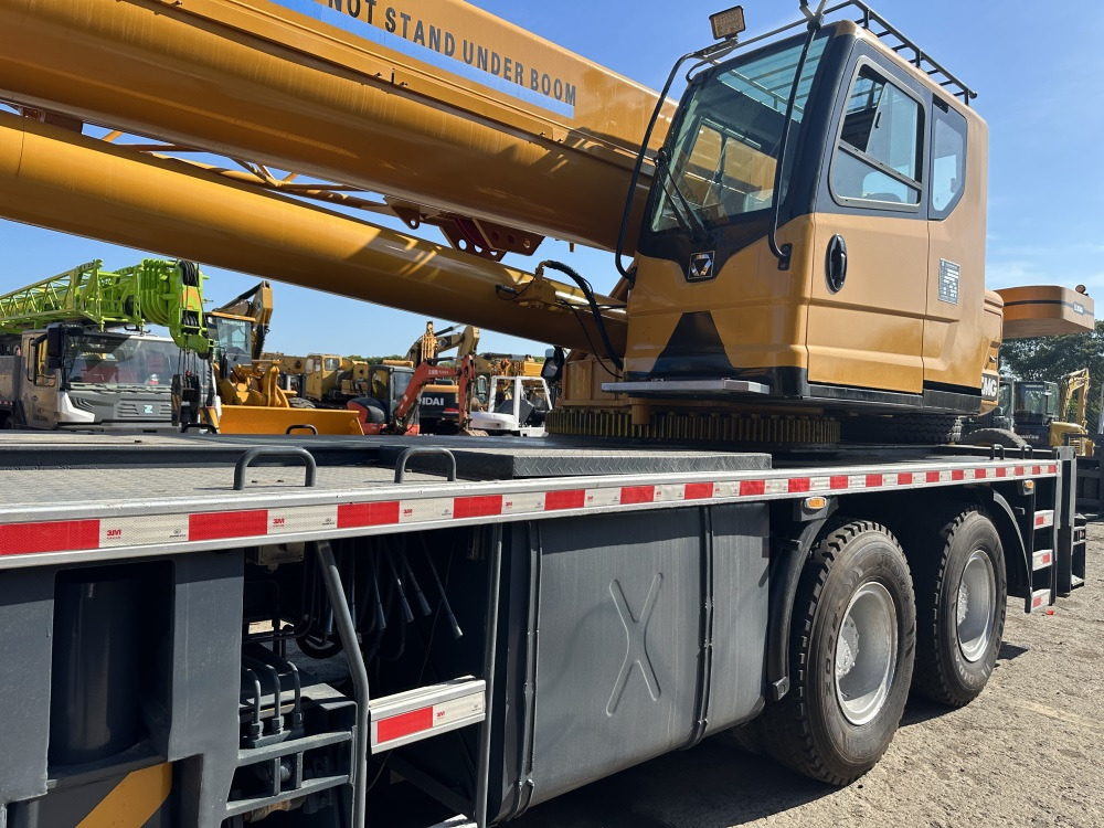 Mobile crane XCMG XCT55 XCT50 QY50KC QY50KA QY50K-II 55 ton 50 ton truck crane: picture 6