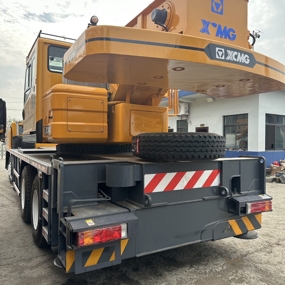 XCMG qy50ka qy50kc qy50k xct50 xct55 50 ton 55t truck crane - Mobile crane: picture 4 XCMG qy50ka qy50kc qy50k xct50 xct55 50 ton 55t truck crane - Mobile crane: picture 4