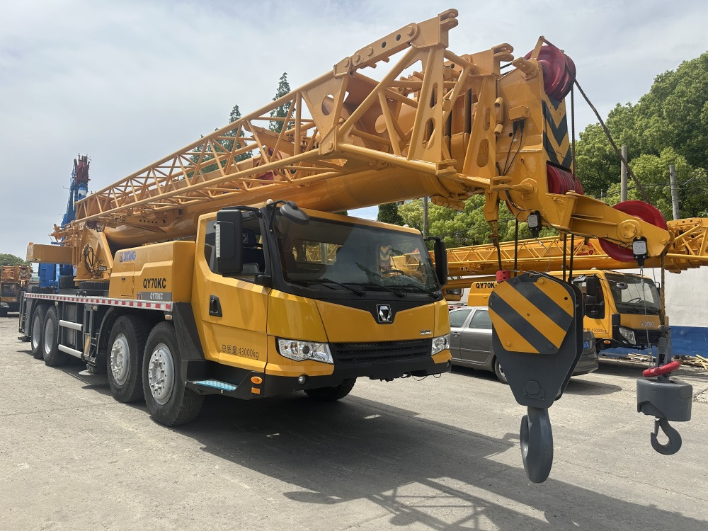 XCMG qy70kc xct75 qy75kc 70ton 75 ton 80 ton 85 ton 90 ton 100 ton 110 ton 130 ton truck crane - Mobile crane: picture 2 XCMG qy70kc xct75 qy75kc 70ton 75 ton 80 ton 85 ton 90 ton 100 ton 110 ton 130 ton truck crane - Mobile crane: picture 2