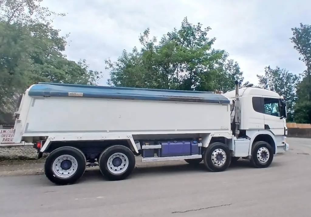 Scania Tipper 8x4 - RHD (FVX) - Tipper: picture 5 Scania Tipper 8x4 - RHD (FVX) - Tipper: picture 5