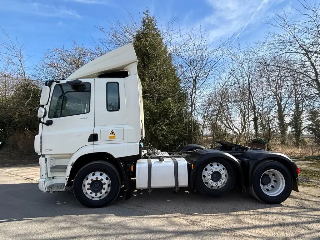 DAF CF 450 6x2 - RHD (LYP) - Tractor unit: picture 3 DAF CF 450 6x2 - RHD (LYP) - Tractor unit: picture 3