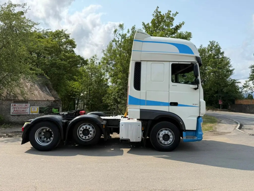 DAF XF 105 (PXM) - Tractor unit: picture 5 DAF XF 105 (PXM) - Tractor unit: picture 5