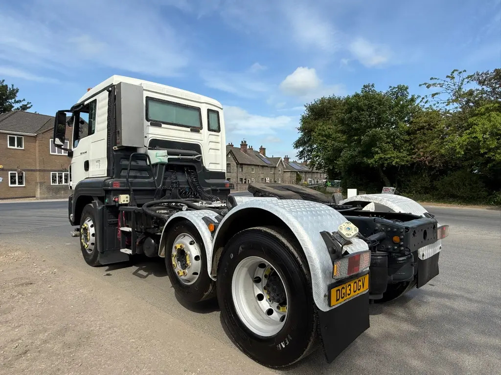 MAN TGS 24 - Tractor unit: picture 4 MAN TGS 24 - Tractor unit: picture 4