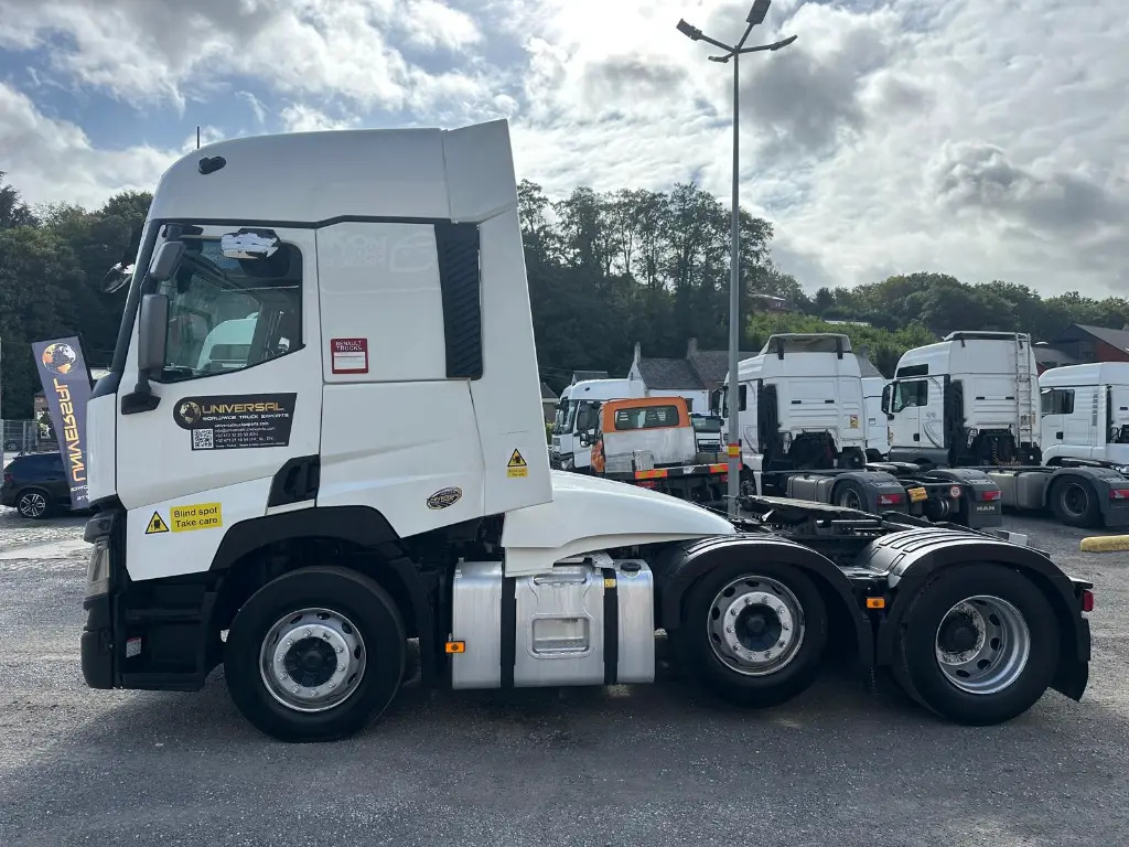 Renault T 460 (EJF) - Tractor unit: picture 3 Renault T 460 (EJF) - Tractor unit: picture 3