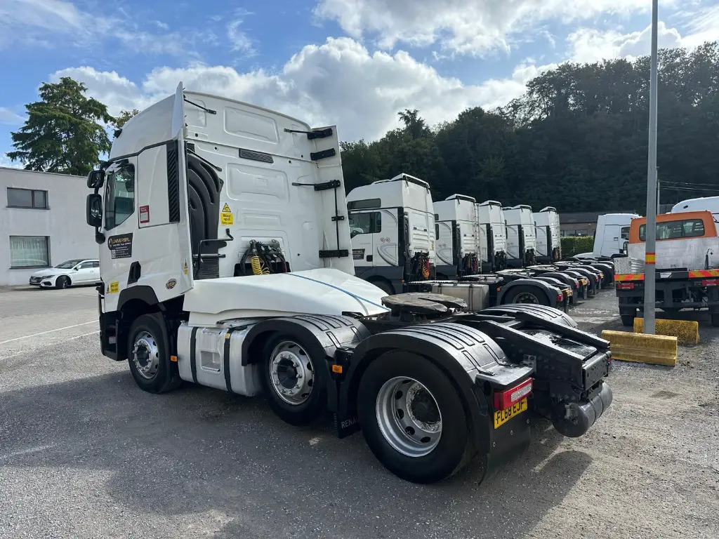 Renault T 460 (EJF) - Tractor unit: picture 4 Renault T 460 (EJF) - Tractor unit: picture 4