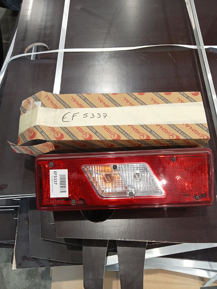 Trouillet FEU ARRIERE GAUCHE TRANSIT - Tail light: picture 1 Trouillet FEU ARRIERE GAUCHE TRANSIT - Tail light: picture 1