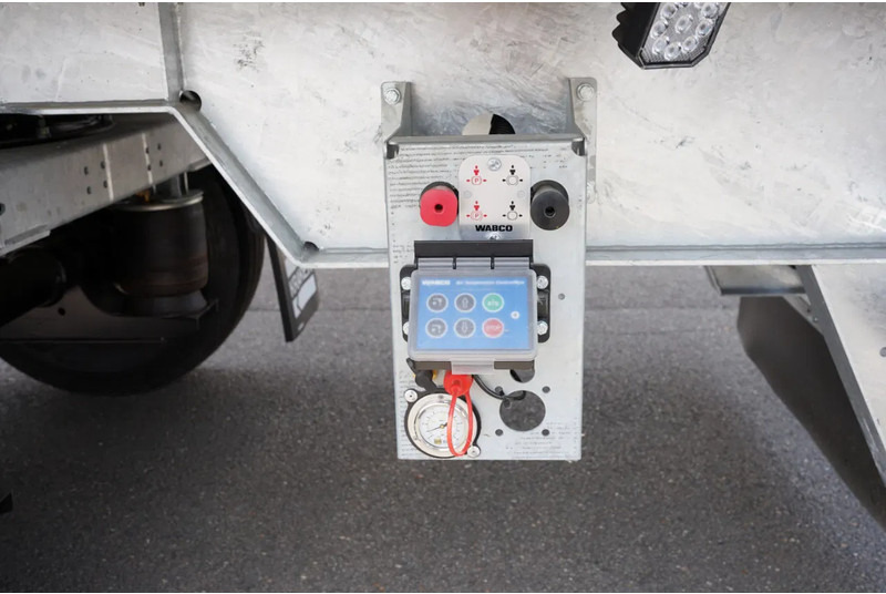 Kraker K-Force Steered - Walking floor semi-trailer: picture 4 Kraker K-Force Steered - Walking floor semi-trailer: picture 4