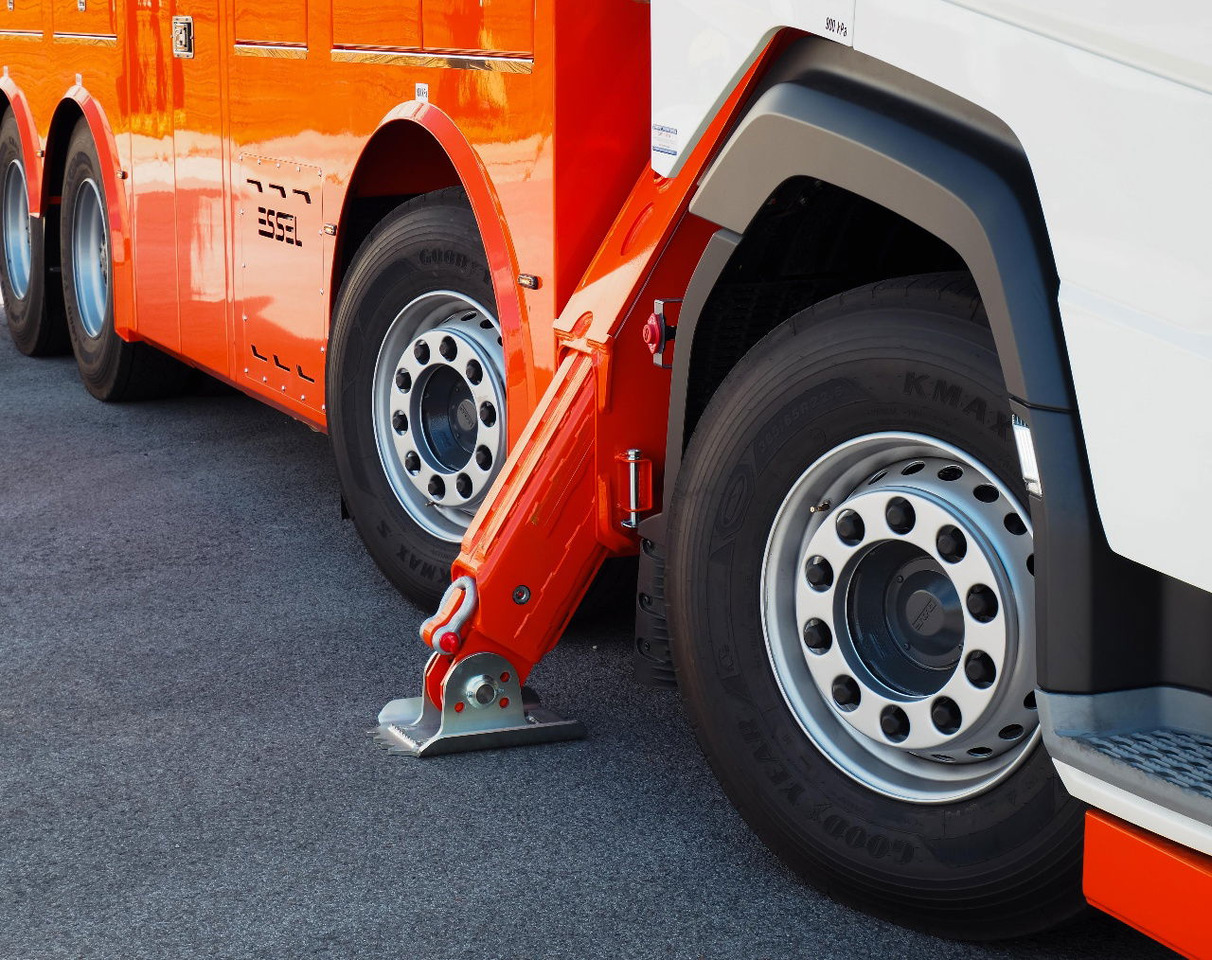 DAF XF 530 NEW T-REX DAF white - Tow truck: picture 5 DAF XF 530 NEW T-REX DAF white - Tow truck: picture 5