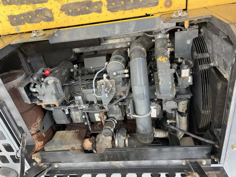 Komatsu PC400-8R - Crawler excavator: picture 4 Komatsu PC400-8R - Crawler excavator: picture 4