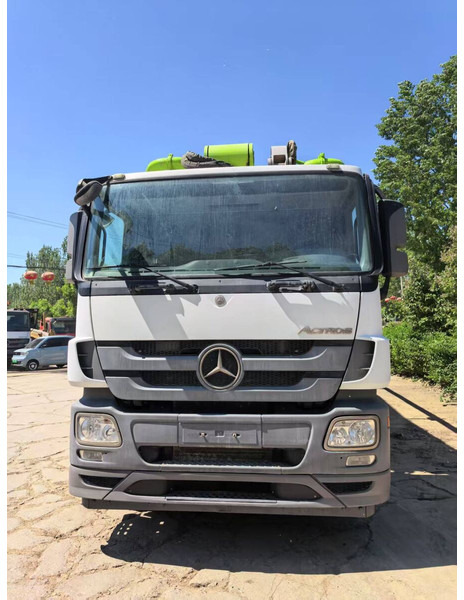 Mercedes-Benz Actros - Stationary concrete pump: picture 5 Mercedes-Benz Actros - Stationary concrete pump: picture 5
