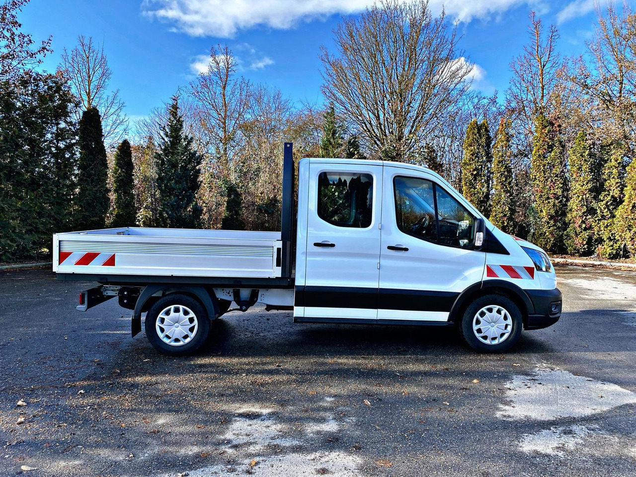 Ford Pritsche 350L2 DoKa|Trend|Garantie bis 08.27|19% - Combi van: picture 2 Ford Pritsche 350L2 DoKa|Trend|Garantie bis 08.27|19% - Combi van: picture 2
