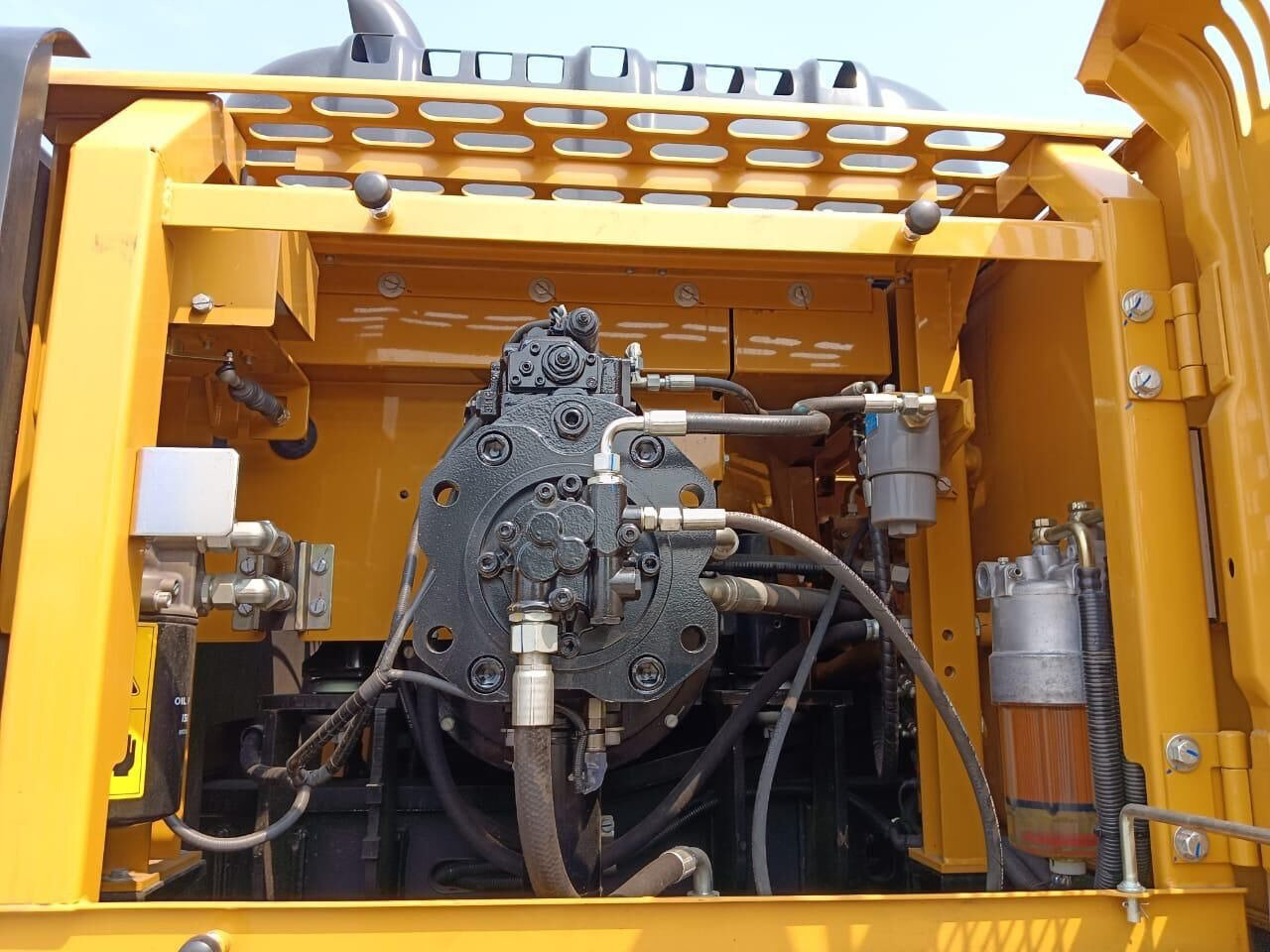 New Sany SY 350 tracked excavator on lease New Sany SY 350 tracked excavator: picture 8