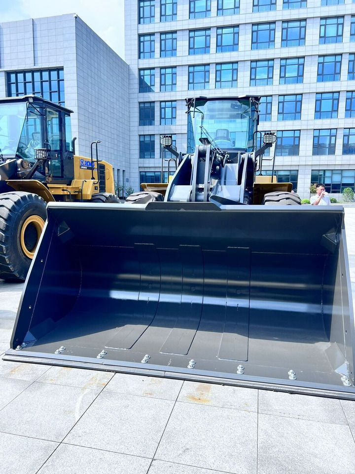 New Wheel loader New XCMG XC968 wheel loader: picture 16 New Wheel loader New XCMG XC968 wheel loader: picture 16