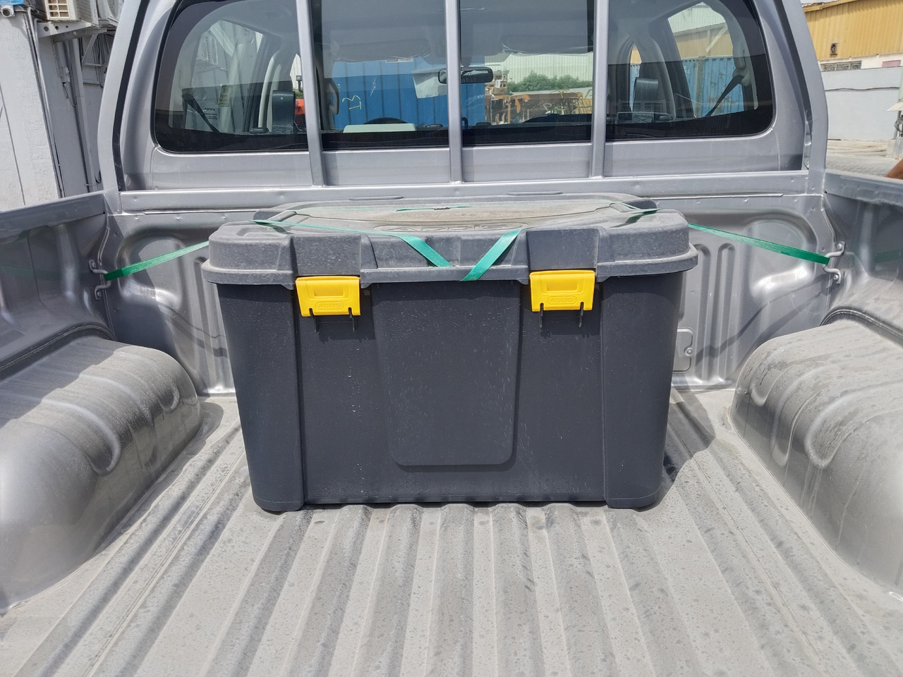 Toyota Hilux - Pickup truck, Combi van: picture 4 Toyota Hilux - Pickup truck, Combi van: picture 4
