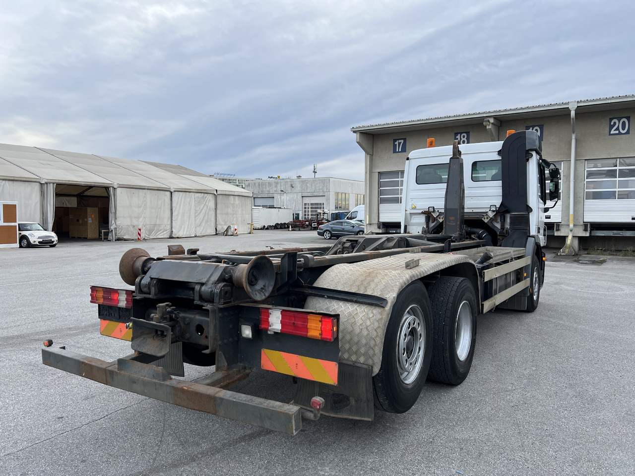 MERCEDES-BENZ Actros 25 41 | Retarder | Kupplung | Differenzial | Liftachse - Hook lift truck: picture 4 MERCEDES-BENZ Actros 25 41 | Retarder | Kupplung | Differenzial | Liftachse - Hook lift truck: picture 4