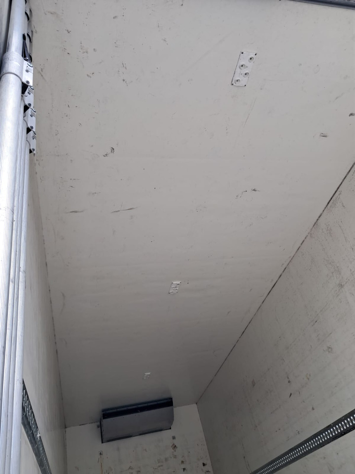 MERCEDES-BENZ Antos 1833 Kühlkoffer LBW | Standheizung | Euro 6 on lease MERCEDES-BENZ Antos 1833 Kühlkoffer LBW | Standheizung | Euro 6: picture 13