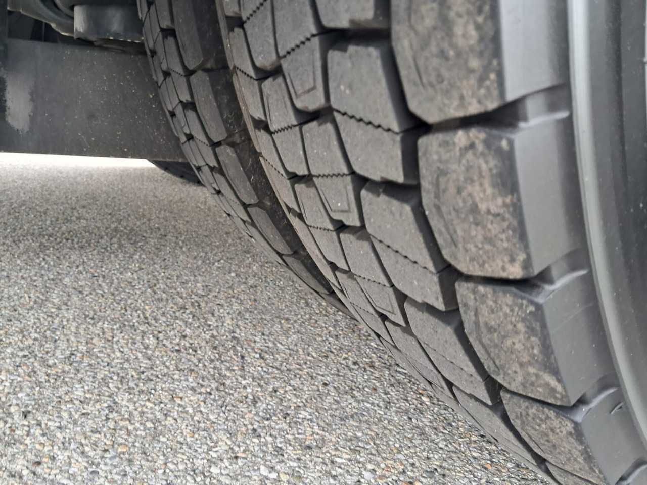 MERCEDES-BENZ Antos 1833 Kühlkoffer LBW | Standheizung | Euro 6 on lease MERCEDES-BENZ Antos 1833 Kühlkoffer LBW | Standheizung | Euro 6: picture 43