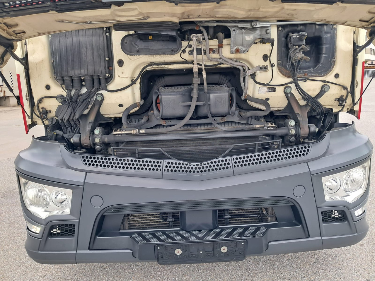 MERCEDES-BENZ Antos 1833 Kühlkoffer LBW | Standheizung | Euro 6 on lease MERCEDES-BENZ Antos 1833 Kühlkoffer LBW | Standheizung | Euro 6: picture 17