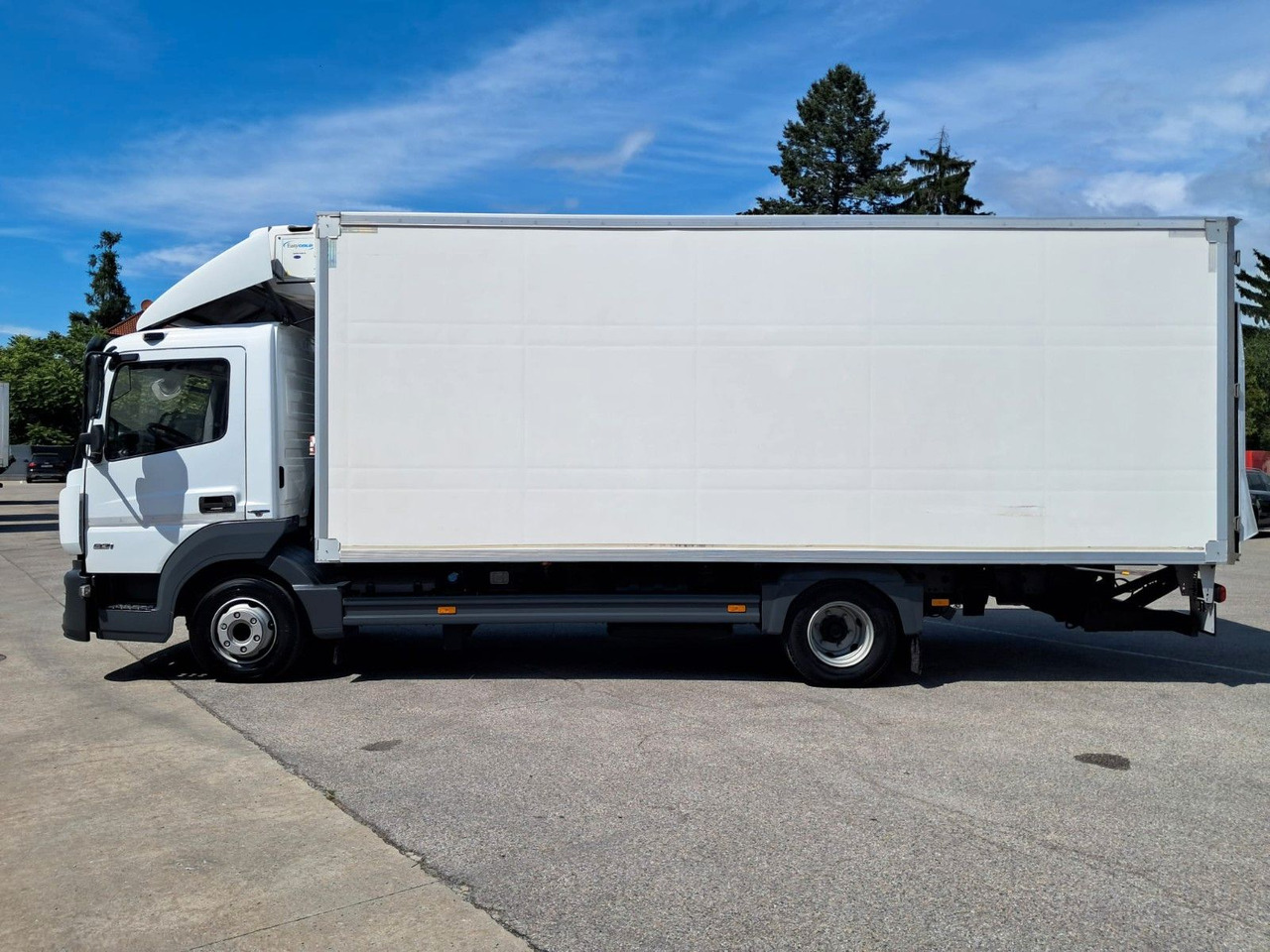 Mercedes-Benz Atego 8.21 Kühlkoffer LBW | Klima | Tempo | Dif - Refrigerator truck: picture 4 Mercedes-Benz Atego 8.21 Kühlkoffer LBW | Klima | Tempo | Dif - Refrigerator truck: picture 4