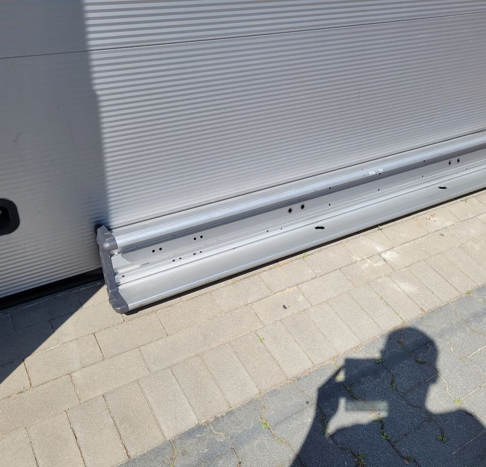 BELKA ZDERZAK SCANIA 2266598 ORYGINAŁ CHWALIM116 - Bumper for Truck: picture 2 BELKA ZDERZAK SCANIA 2266598 ORYGINAŁ CHWALIM116 - Bumper for Truck: picture 2