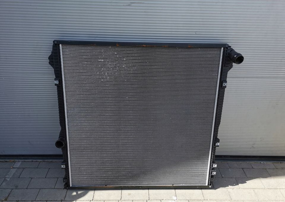CHŁODNICA WODY SCANIA 2439723 SZCZELNA - Radiator for Truck: picture 1 CHŁODNICA WODY SCANIA 2439723 SZCZELNA - Radiator for Truck: picture 1