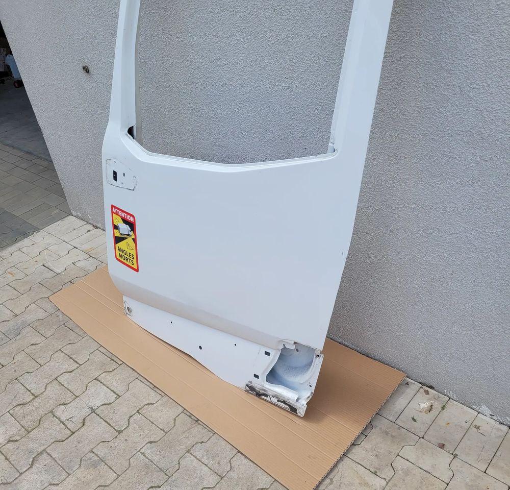 DRZWI LEWE RENAULT RANGE T GAMA ORYGINAŁ NIEMALOWANE CHWALIM116 - Door and parts for Truck: picture 2 DRZWI LEWE RENAULT RANGE T GAMA ORYGINAŁ NIEMALOWANE CHWALIM116 - Door and parts for Truck: picture 2