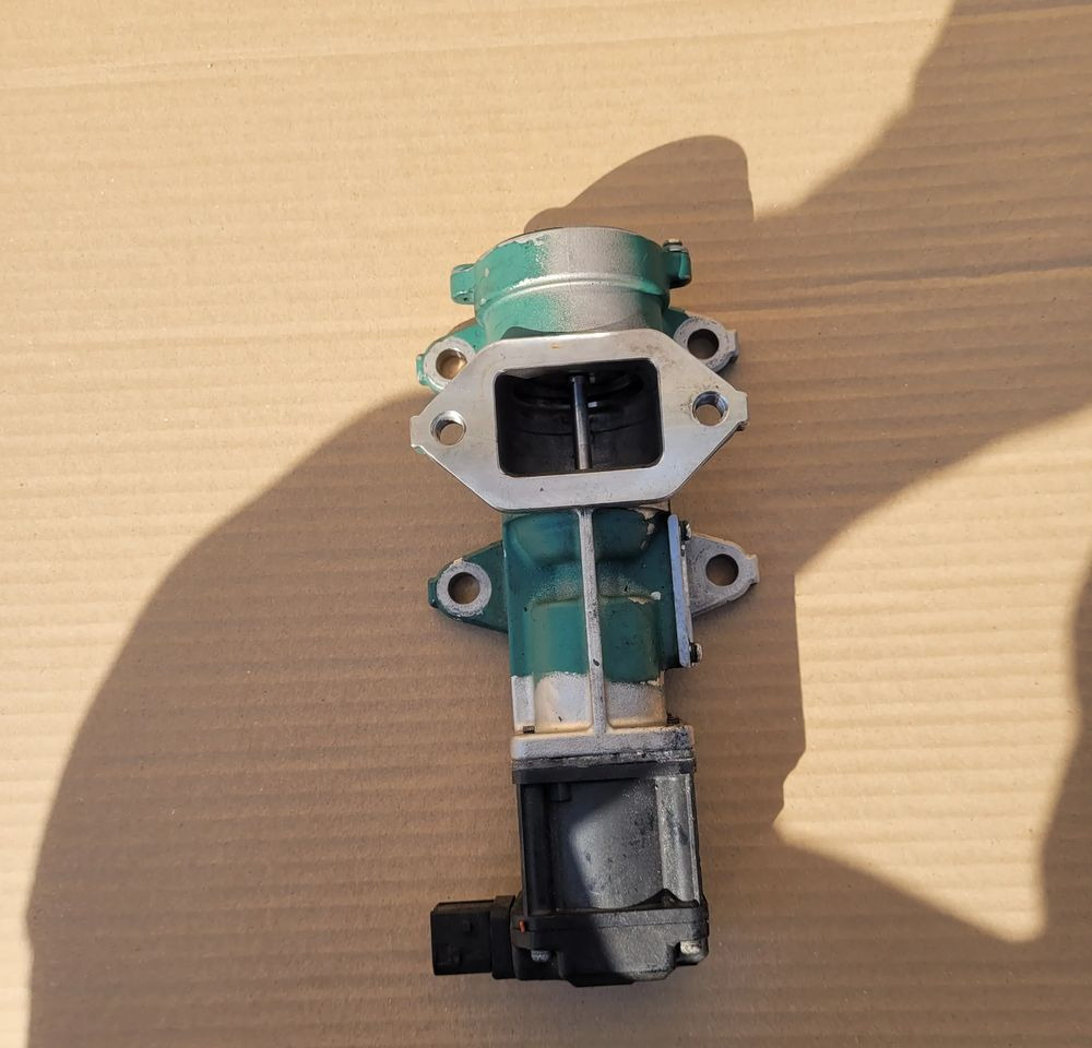 EGR DAF LF EURO6 - EGR cooler for Truck: picture 1 EGR DAF LF EURO6 - EGR cooler for Truck: picture 1