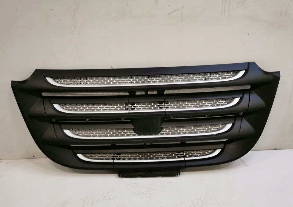 GRILL ATRAPA DAF XF 106 lift ORYGINAŁ 2048272 - Grill for Truck: picture 1 GRILL ATRAPA DAF XF 106 lift ORYGINAŁ 2048272 - Grill for Truck: picture 1