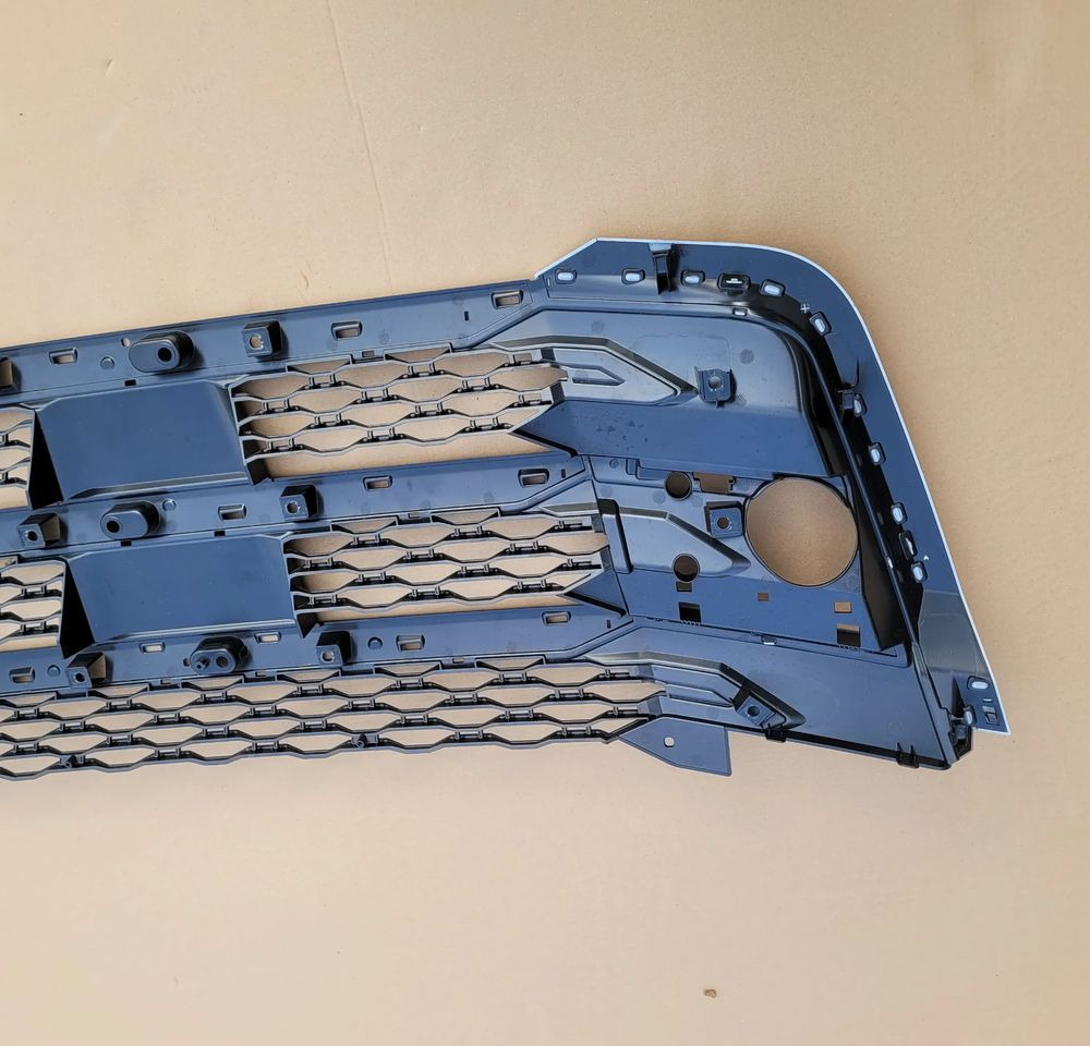 GRILL DAF XG XF NOWY MODEL ORYGINAŁ NOWY 2337609 - Grill for Truck: picture 4 GRILL DAF XG XF NOWY MODEL ORYGINAŁ NOWY 2337609 - Grill for Truck: picture 4