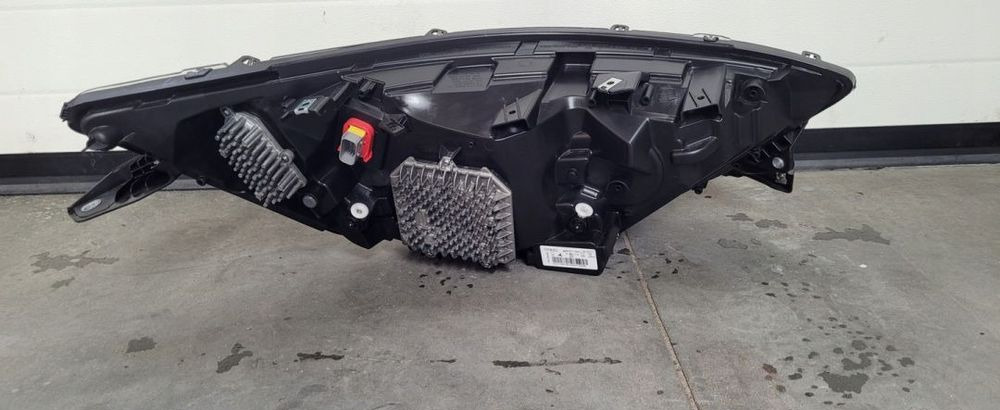 LAMPA FULL LED IVECO DAILY Lh. ORYGINAŁ 5802711800 - Headlight for Van: picture 3 LAMPA FULL LED IVECO DAILY Lh. ORYGINAŁ 5802711800 - Headlight for Van: picture 3